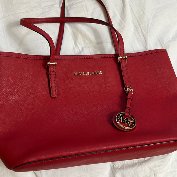 MK red saffiano leather bag in red mid size - Picture 1 of 1